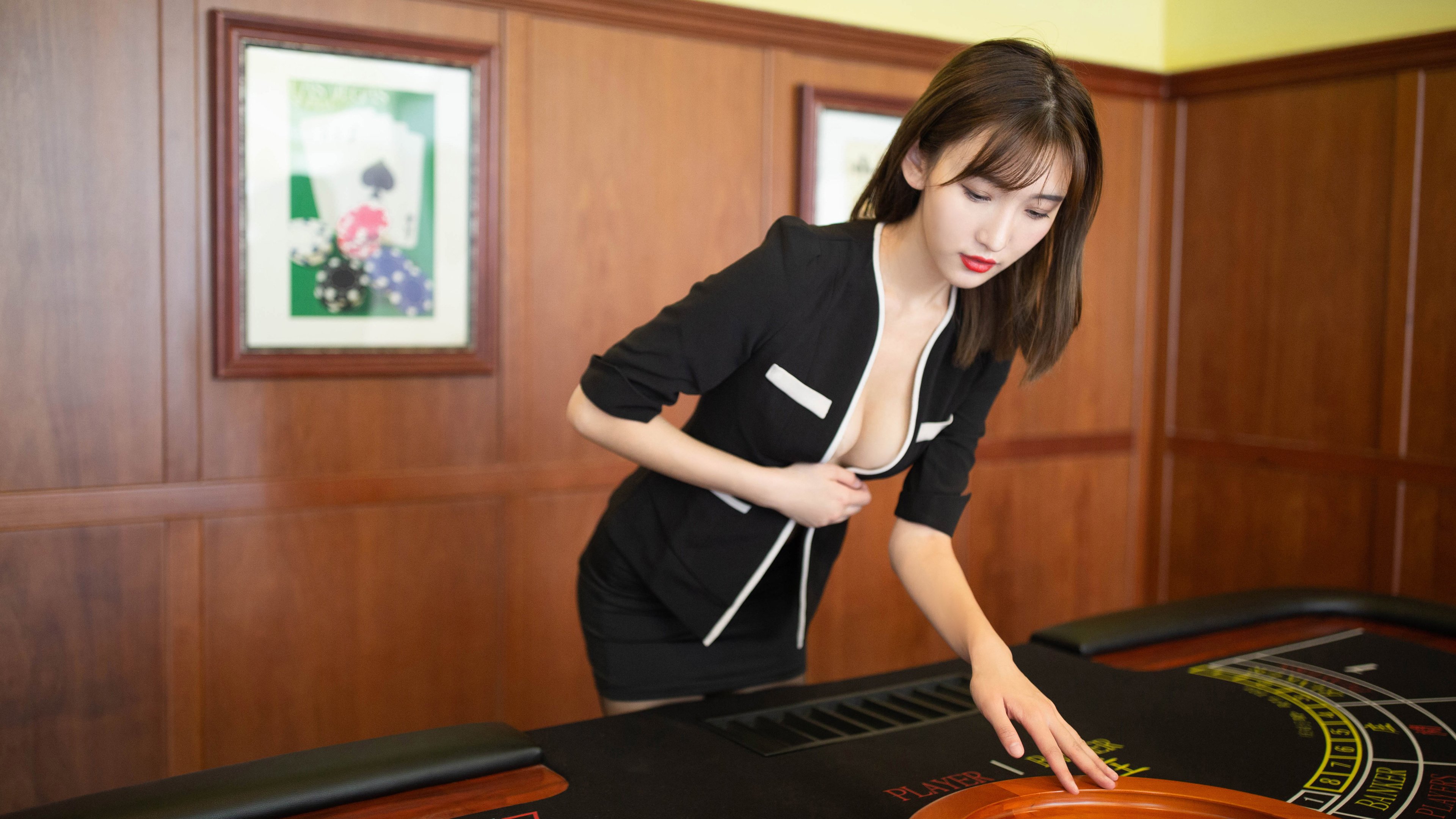 B体育下载-LCS教练战术博弈升级，legacy教练技术