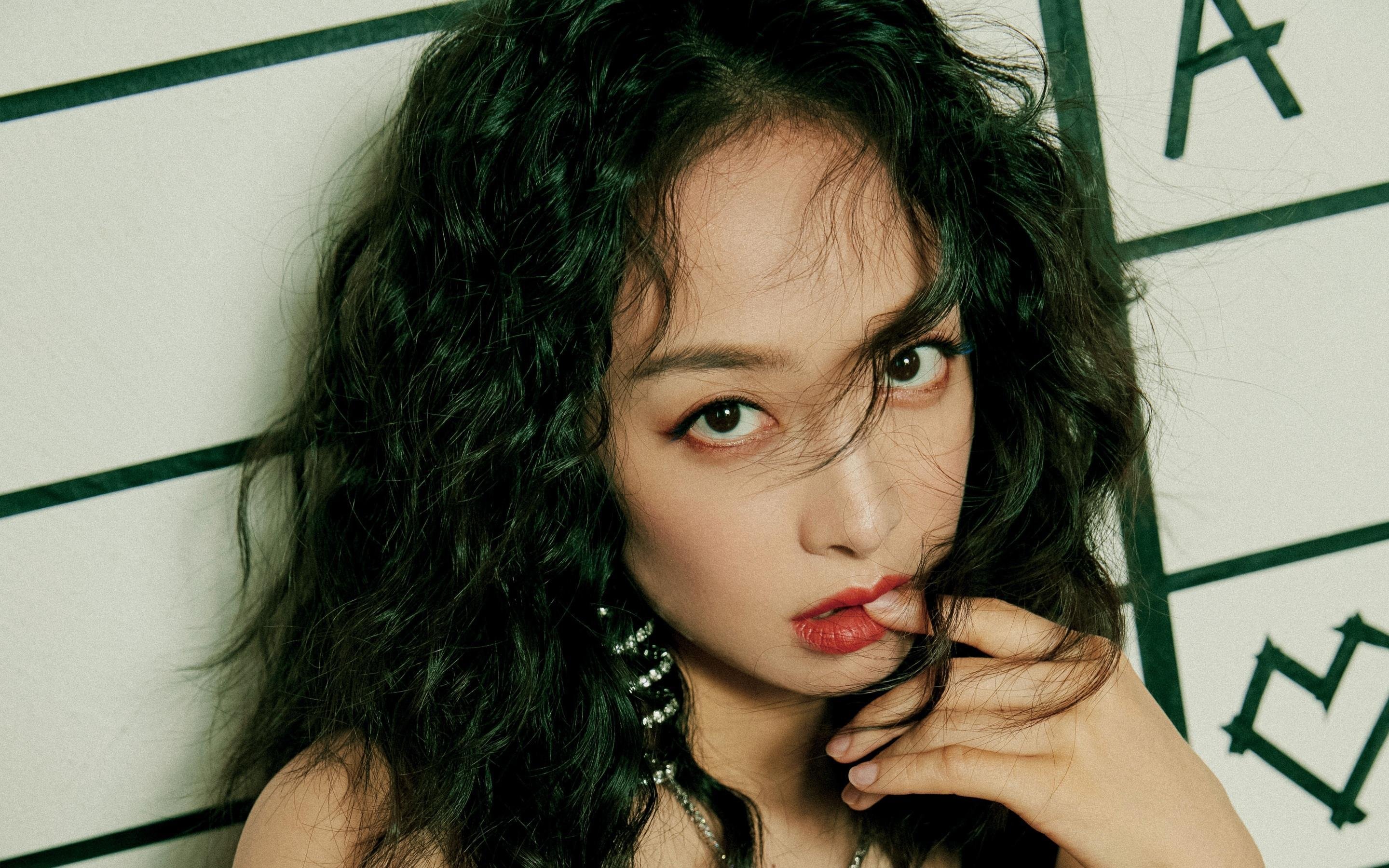 红牌事件频发,裁判组织将加强比赛执法,裁判亮红牌