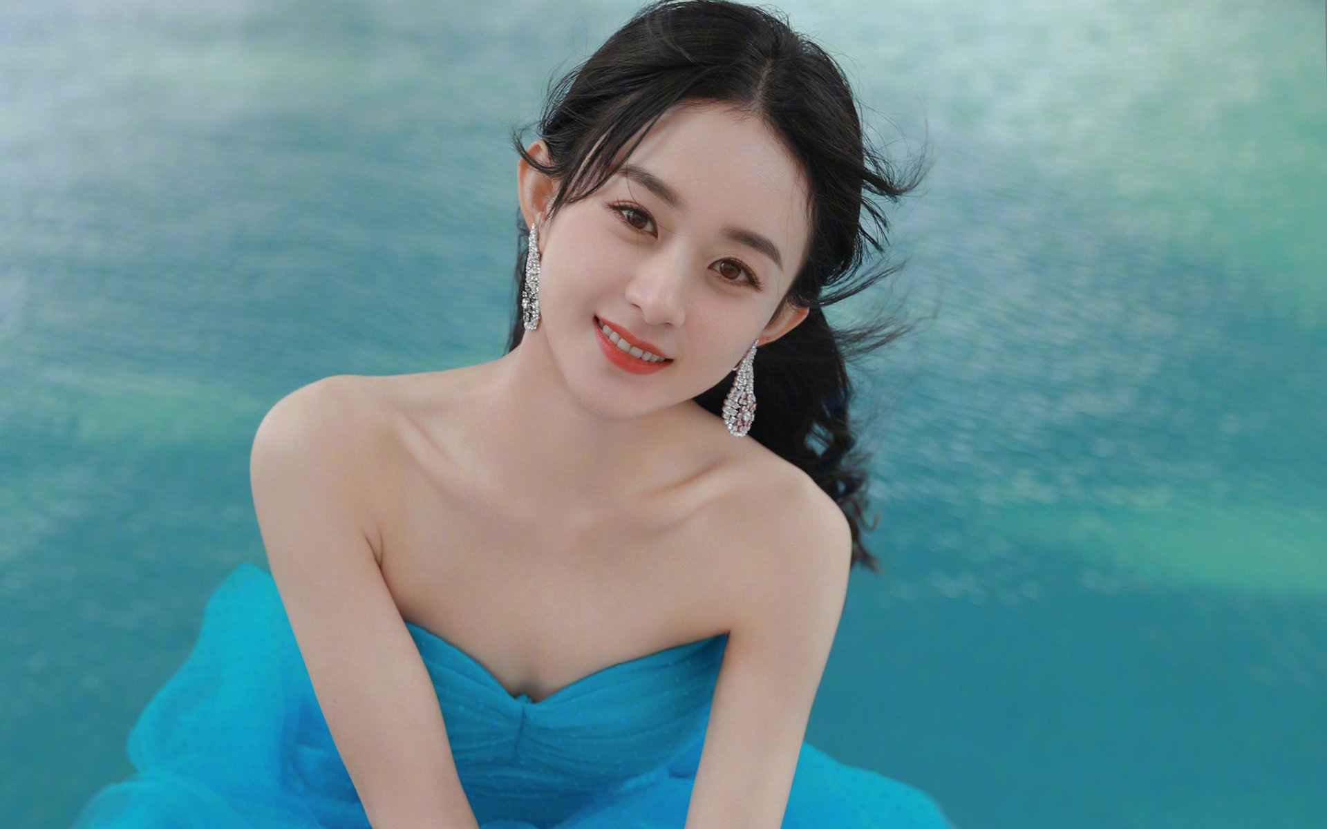 阿曼队取得惊人胜利 喀麦隆遭遇困境,喀麦隆足球巨星