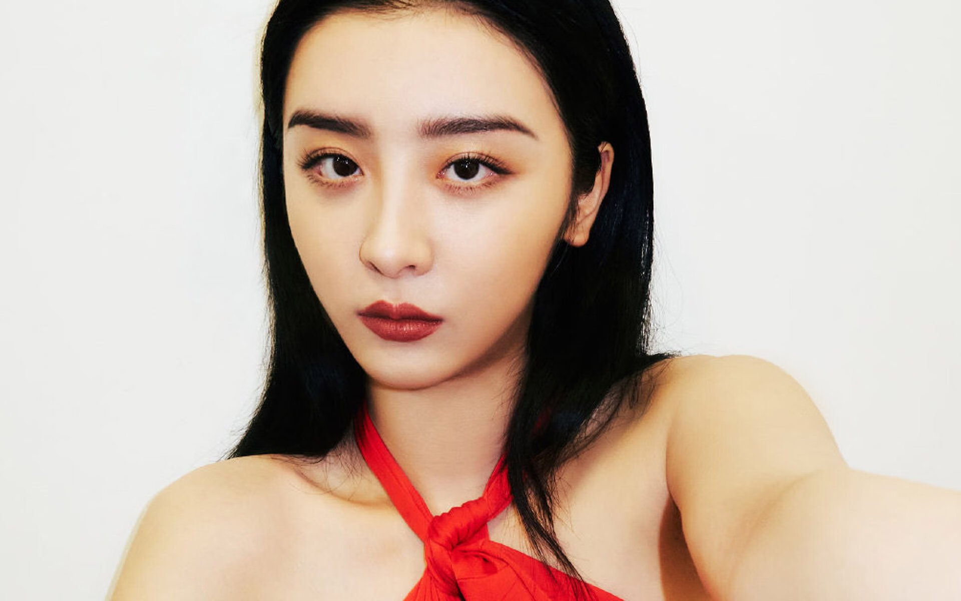 B体育在线登录入口-麦基翁稳定发挥再夺一金，麦基翁采访视频