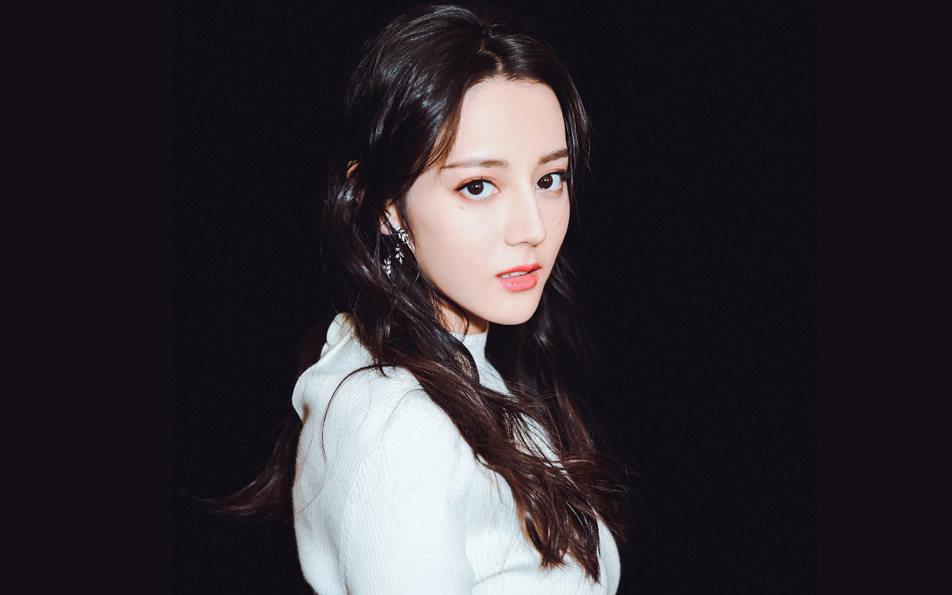 英超联赛的裁判公平性提升措施，英超裁判有哪些